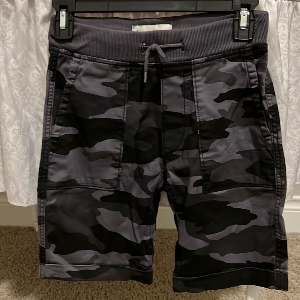 Boys short